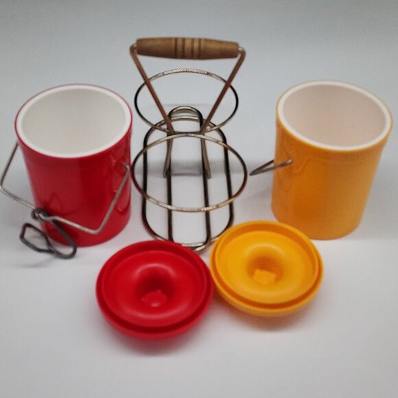 Vintage 1970s Red Yellow Plastic Condiment Containers Metal Holder Wooden Handle - Picture 1 of 7
